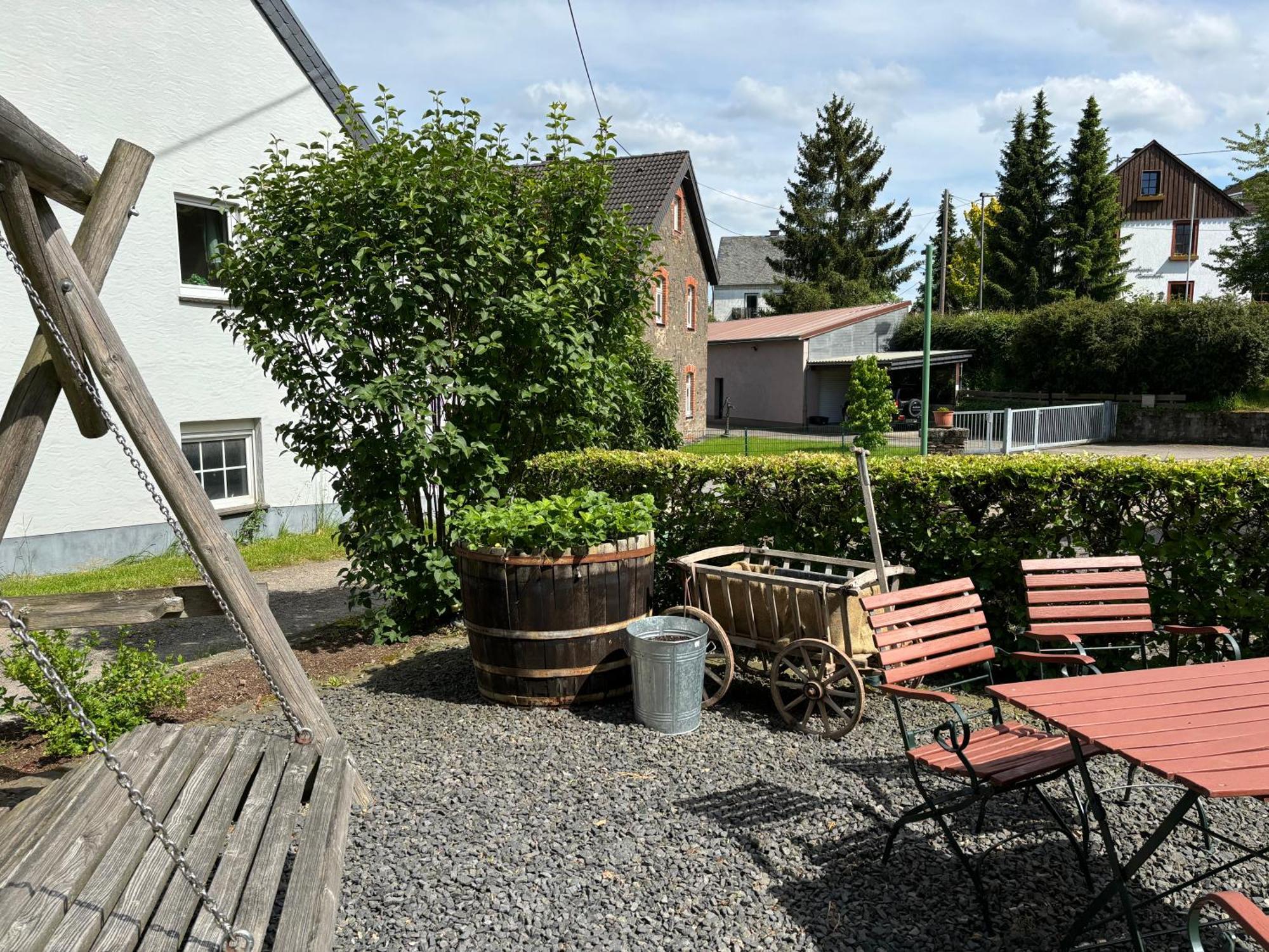 Ferienwohnung Zur Scheune リンド エクステリア 写真